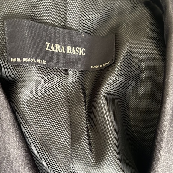 Ladies tuxedo - Picture 9 of 11